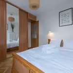 Rentplanet - Mirow * Warszawa