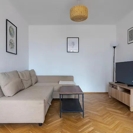 Rentplanet - Mirow Apartmán Varšava